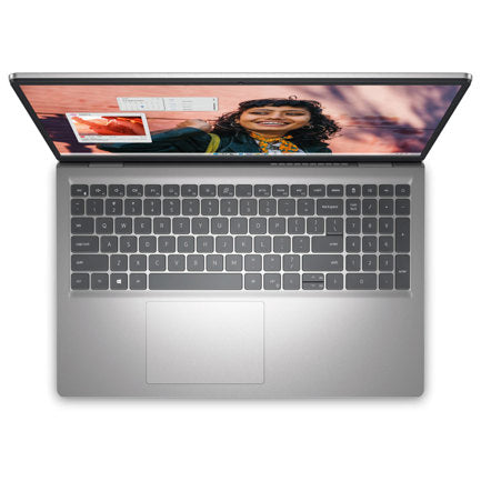 Laptop Dell Inspiron 3530 15.6" Intel Core i5-1334U Disco duro 512GB SSD Ram 16GB Windows 11 Home Plata