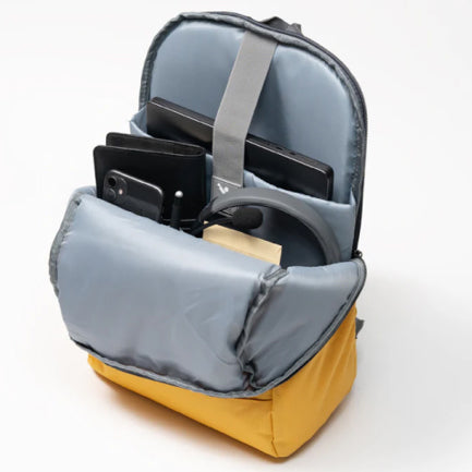 MOCHILA PERFECT CHOICE PARA LAPTOP 15.6 in JETPACK - AMARILLO